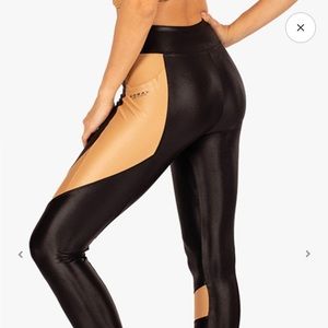 Koral - High Waisted Shiny Black & Beige Leggings - Size M - NWT